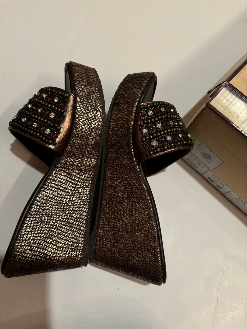 Grazie embellished slide